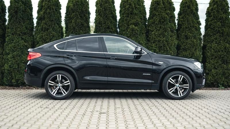 BMW X4 – opinie, silniki i ceny. Czy lepszy od X3 i X6?