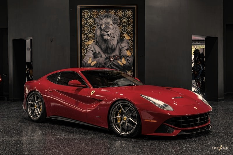 Ferrari F12 Berlinetta – czy warto kupić? Osiągi, koszty i ceny V12