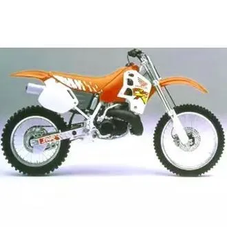 Honda CR 500 – ile ma koni i skąd bierze się jej imponująca moc?