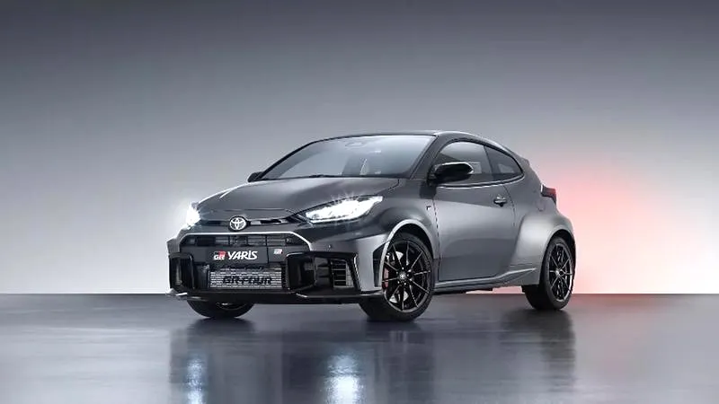 Ile kosztuje nowa Toyota Yaris? Cennik, rabaty i wersje wyposażenia