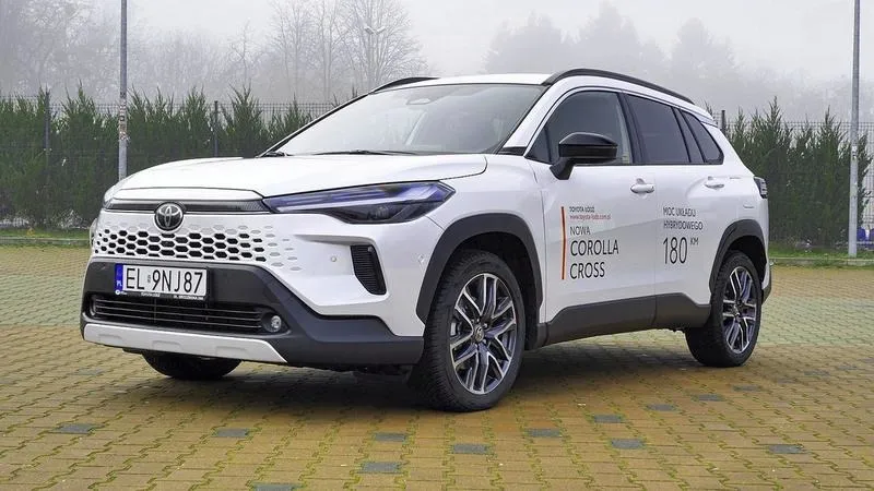 Nowa Toyota Corolla 2026 - jakie ceny i modele warto porównać?